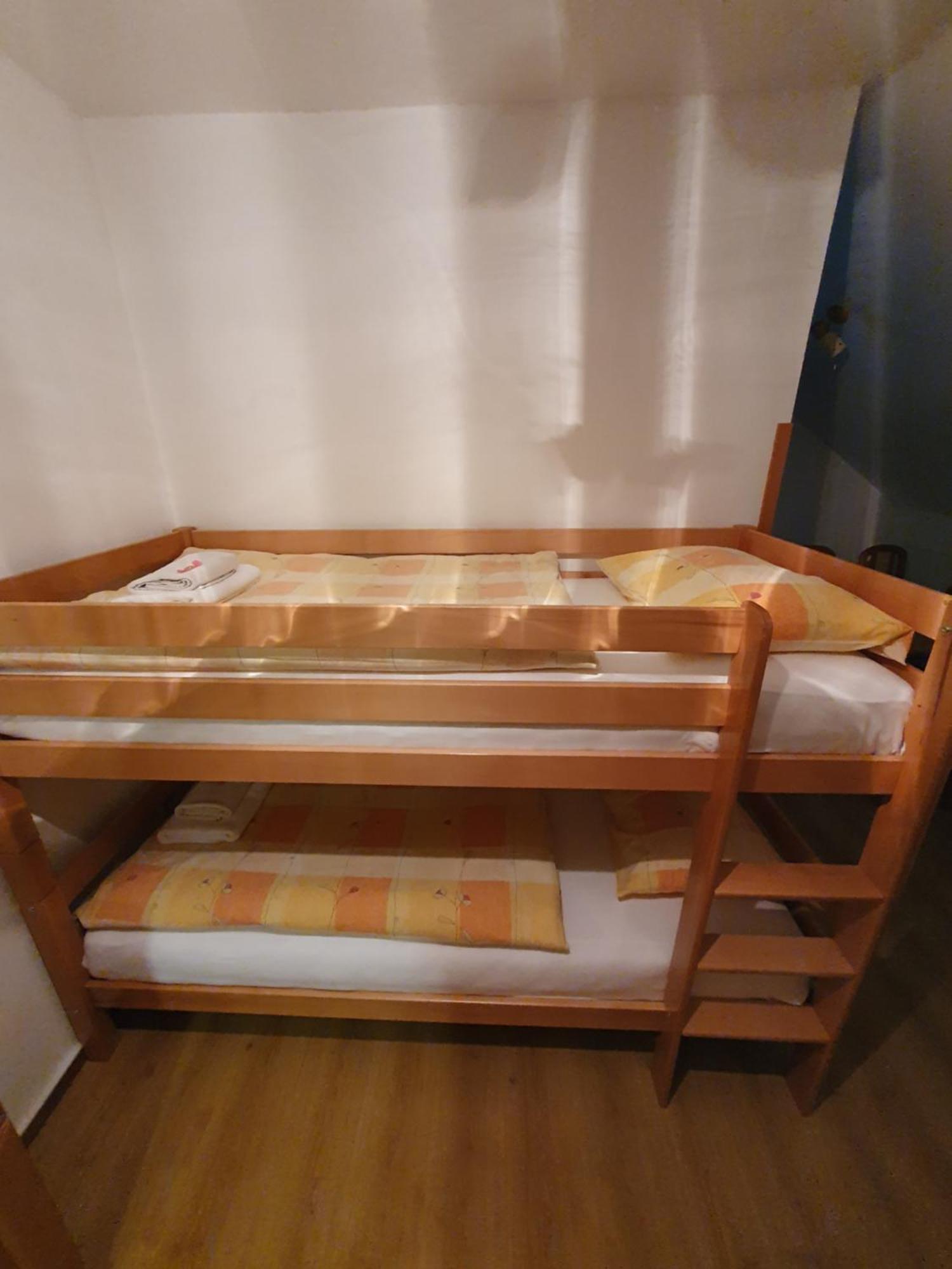 Miskar Rooms Cerknica Ruang foto