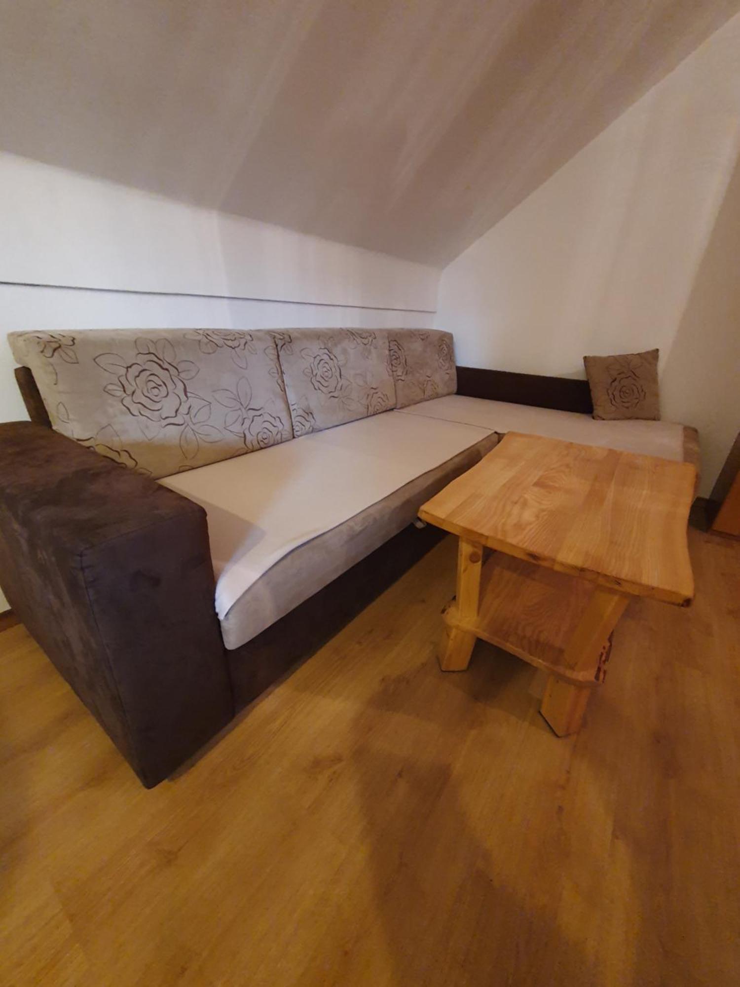 Miskar Rooms Cerknica Ruang foto