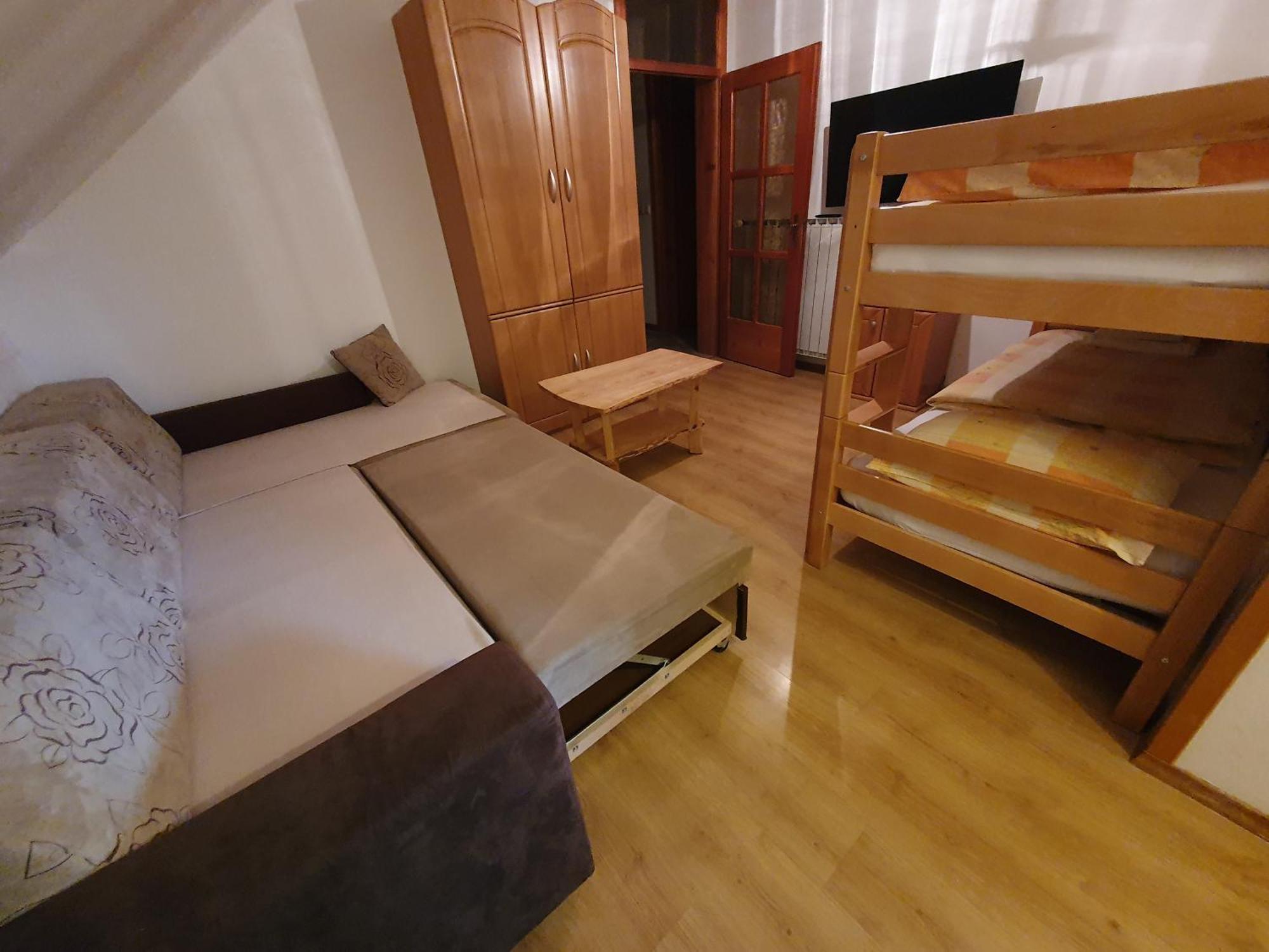 Miskar Rooms Cerknica Ruang foto