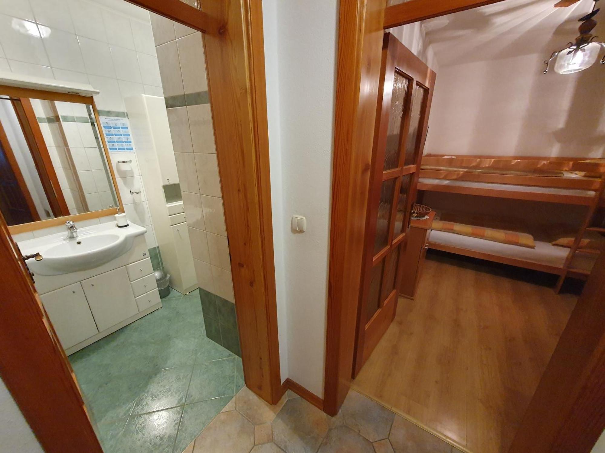 Miskar Rooms Cerknica Ruang foto