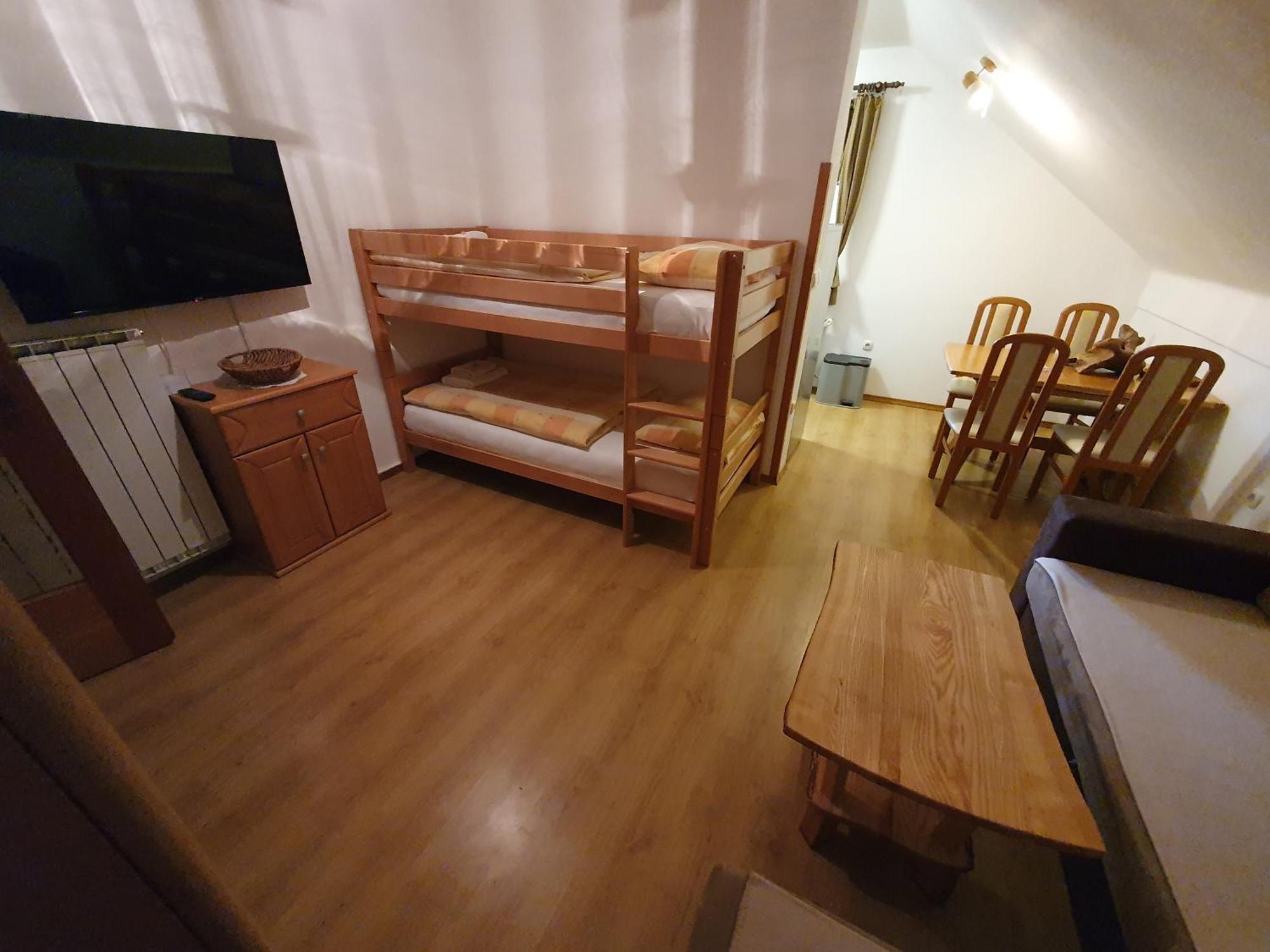 Miskar Rooms Cerknica Ruang foto