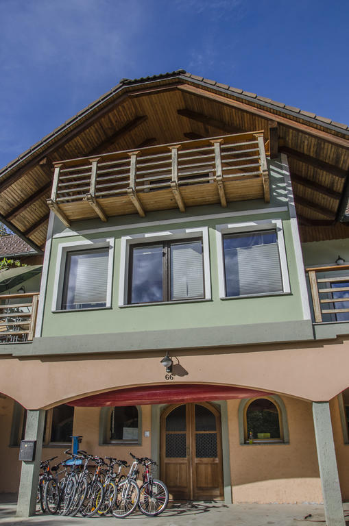 Miskar Rooms Cerknica Bagian luar foto