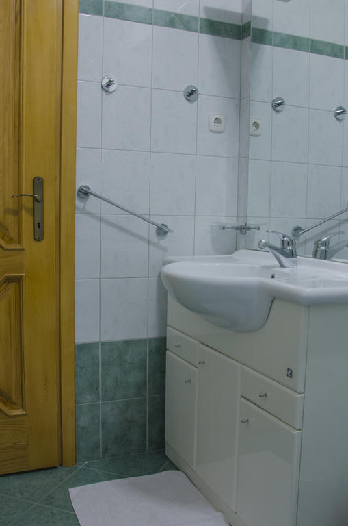 Miskar Rooms Cerknica Ruang foto