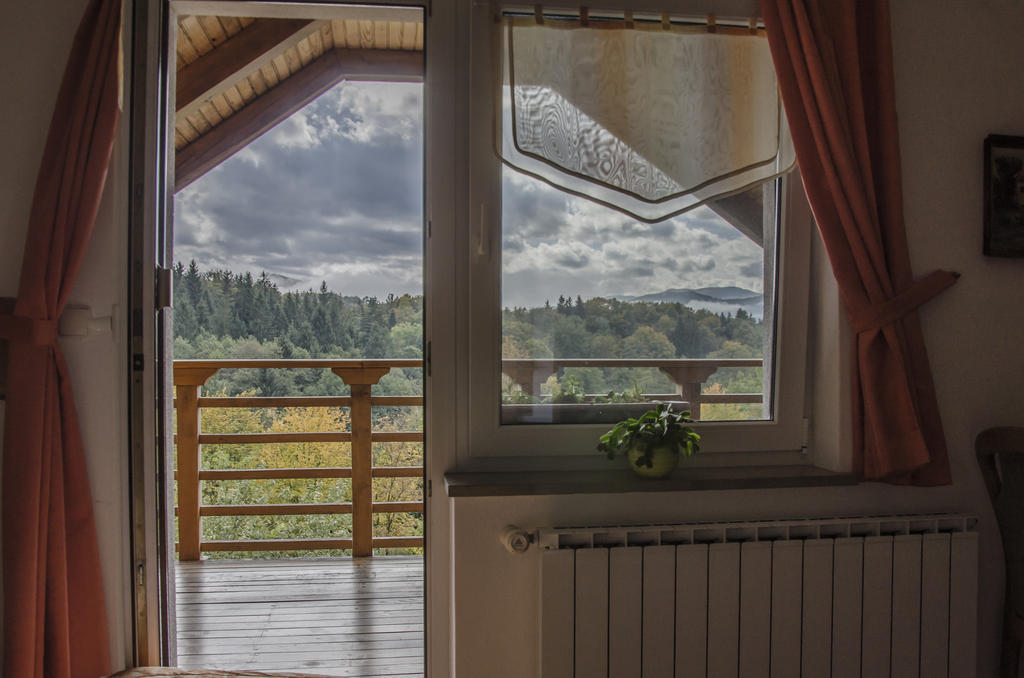 Miskar Rooms Cerknica Ruang foto