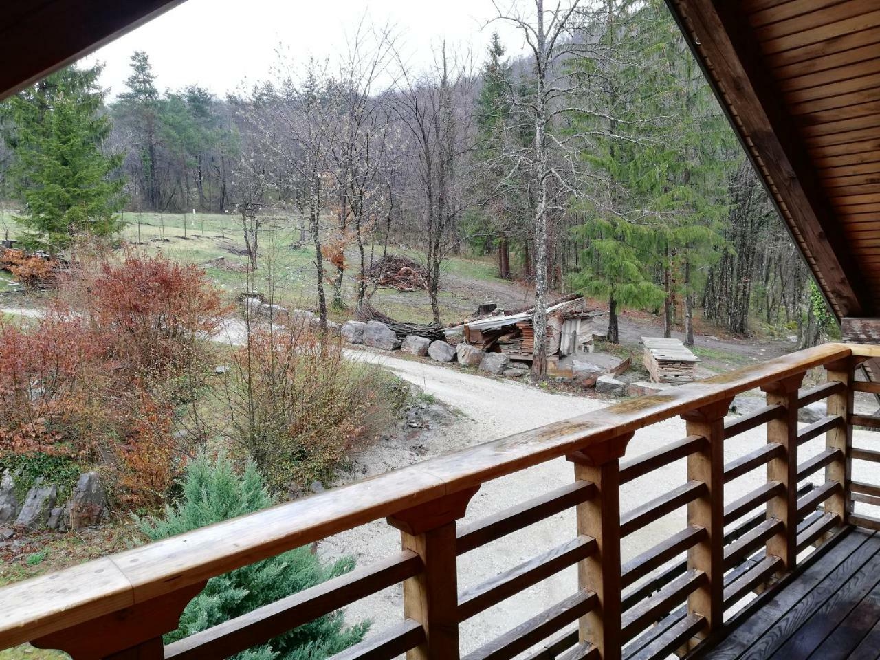 Miskar Rooms Cerknica Bagian luar foto